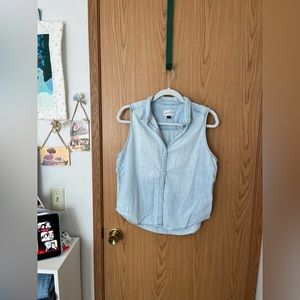 Universal Thread | chambray button tank